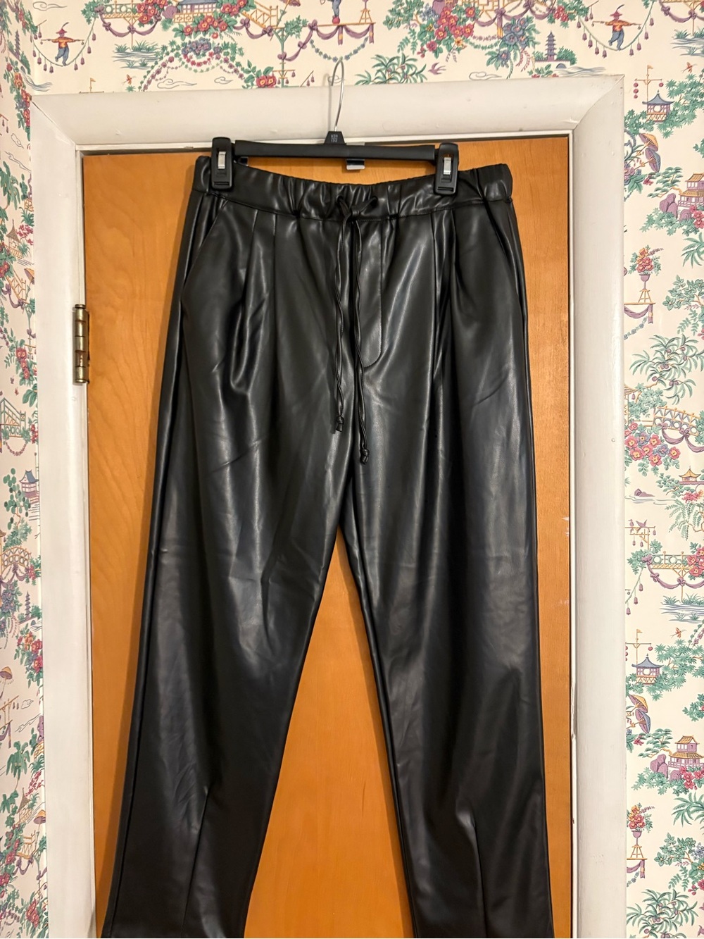 entro Black Faux Leather Pleated Jogger Pants